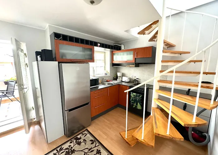 Maria Tolli Poik * Kuressaare